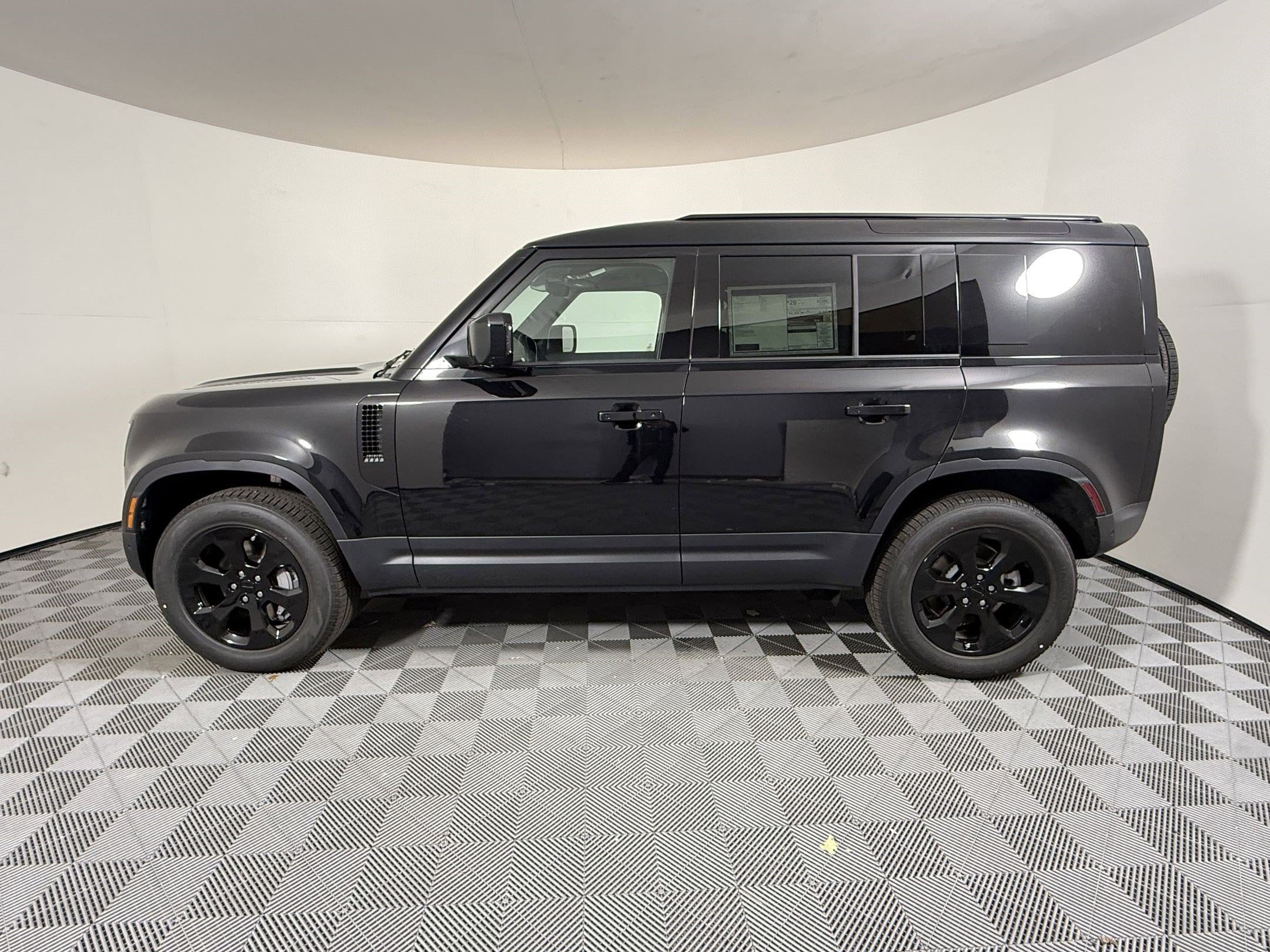 land rover defender 2026 SALEJ7EX3T2500415 image land rover defender 2026 SALEJ7EX3T2500415 image